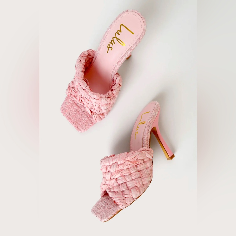 Oswaldo Pink Raffia High Heel
Sandals